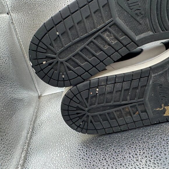Size 10.5 Air Jordan‎ 1 Mid SE Mens White Black Athletic Sneakers DM7802-100 main image 5
